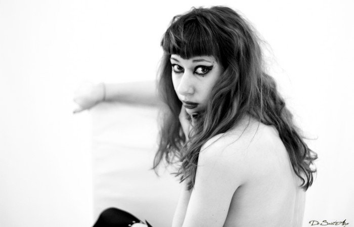 Female model photo shoot of Mylena Morta