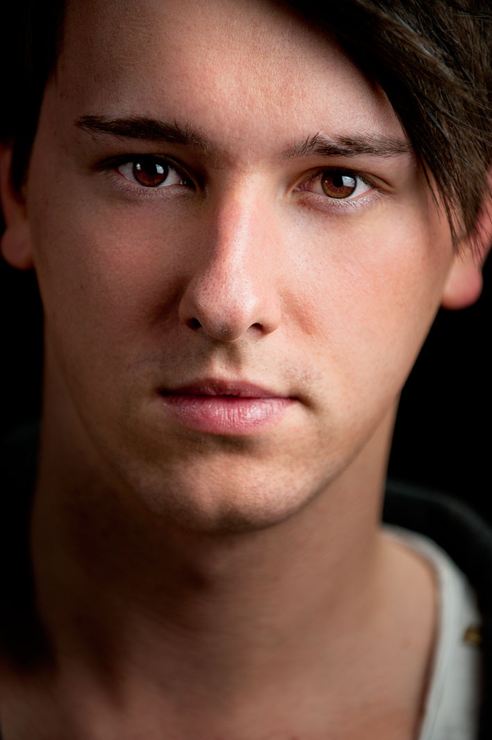 Male model photo shoot of Daniel Grys