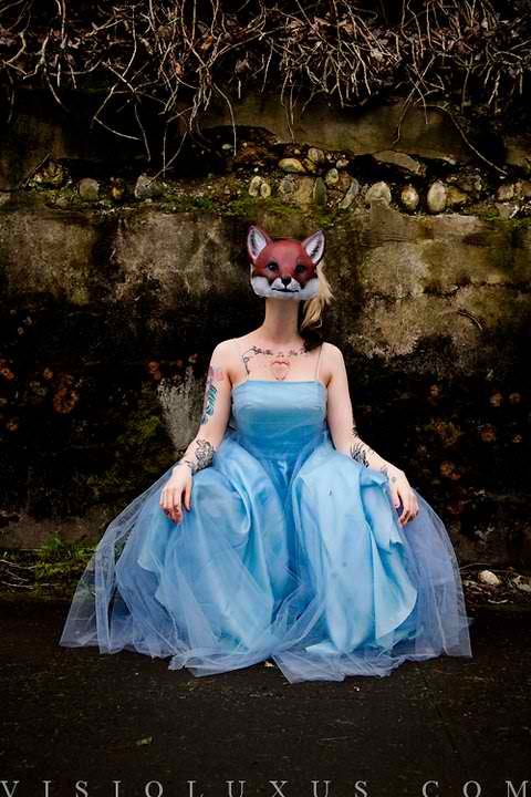 Female model photo shoot of Jinx Von Meow by Visioluxus in Out and about in portland oregon