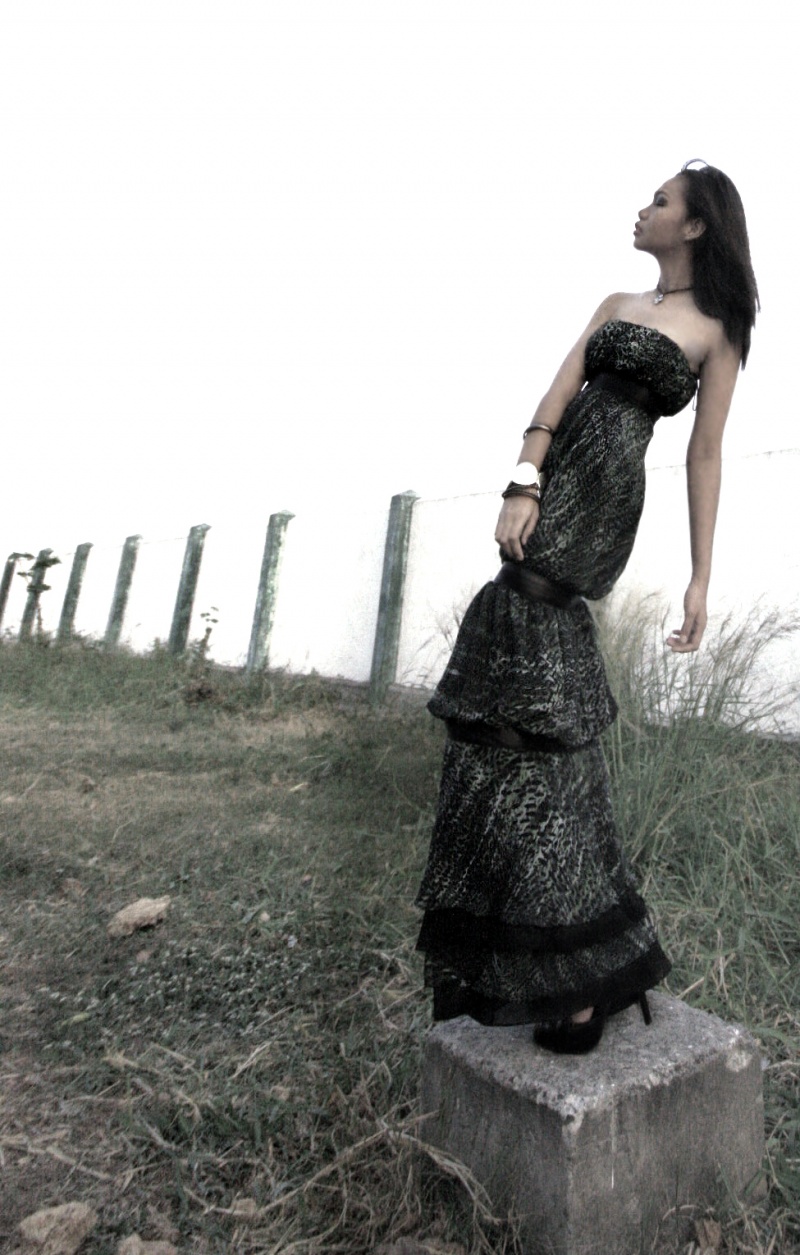 Female model photo shoot of Arrianne Cayetano