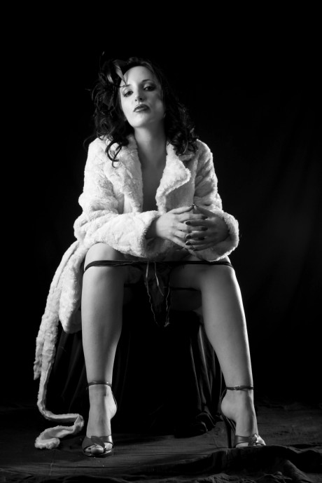 Female model photo shoot of Mara Marija Trifunovic