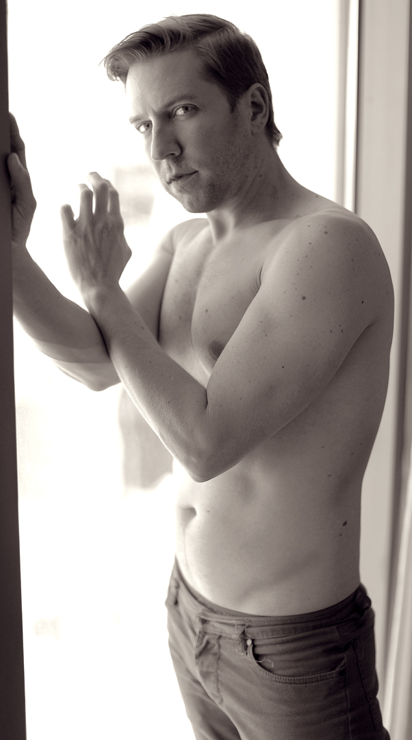 Male model photo shoot of Paul Howard by peetapix photography in Las Vegas, NV