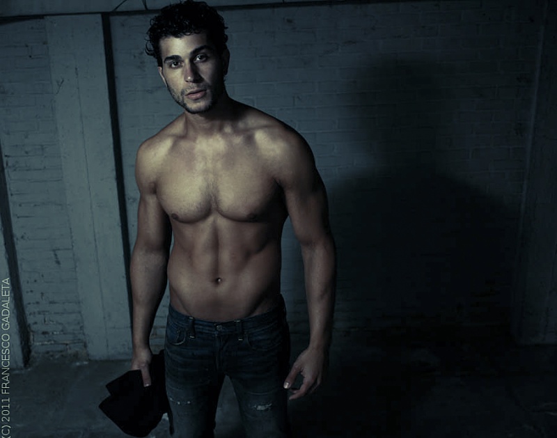 Male model photo shoot of Waleed Sokkar