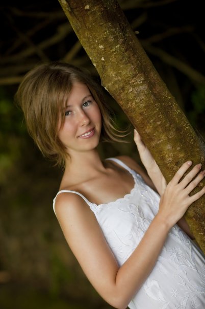 Female model photo shoot of Elouise Leigh in Maui, Hawaii