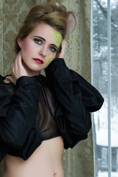 Female model photo shoot of The Savoury MUA by Richard Tardif