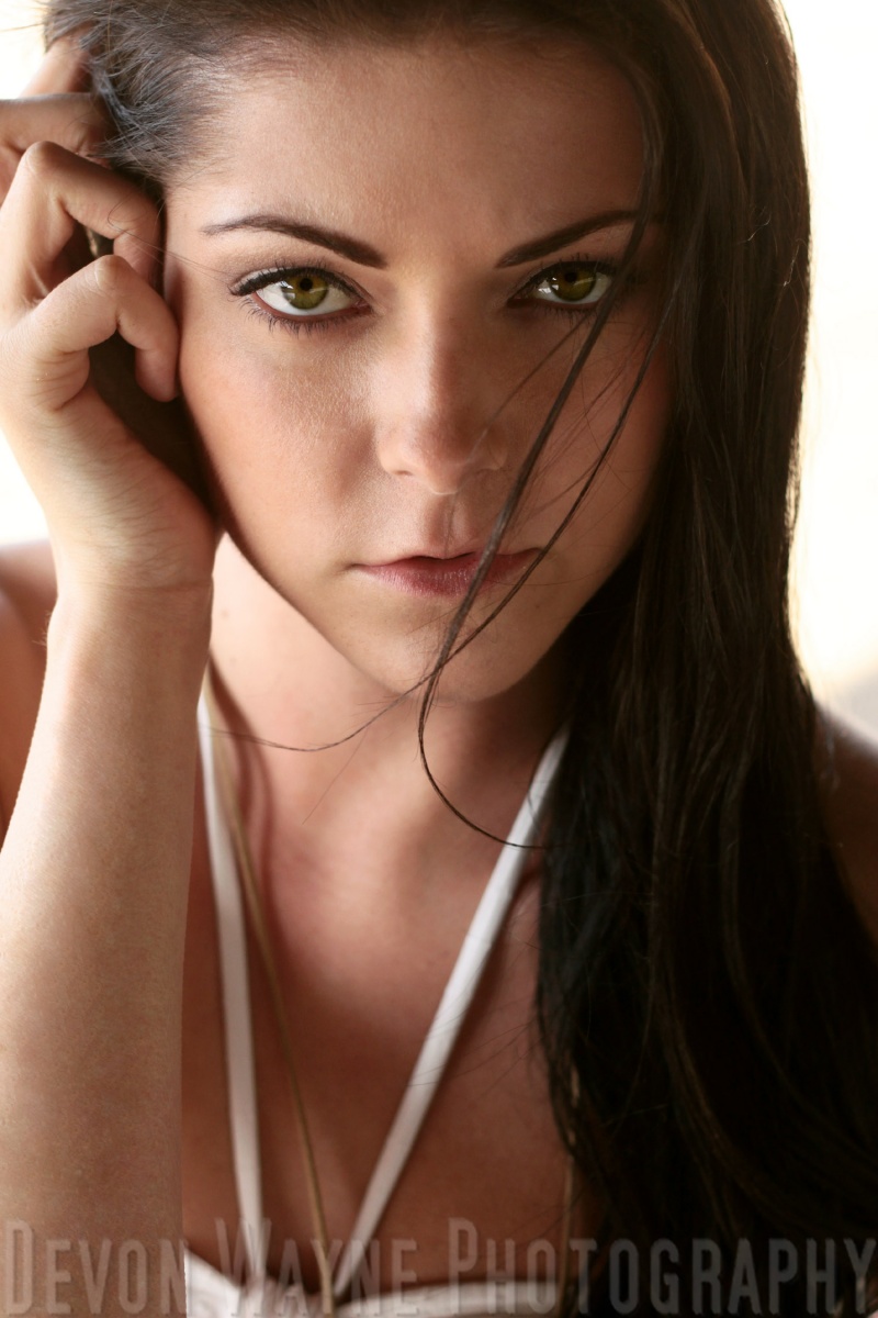 Female model photo shoot of Sarah Cowdrey by Devon Wayne