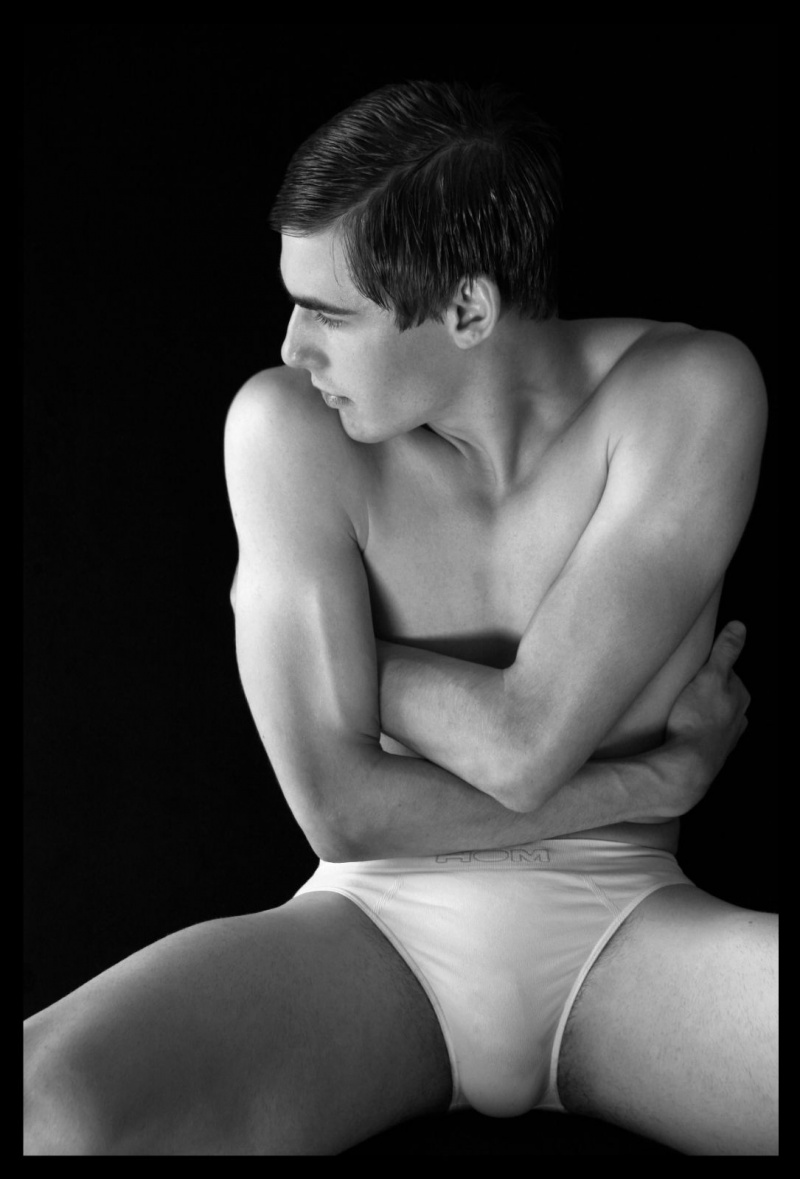 Male model photo shoot of DanceArtBody by John McKay
