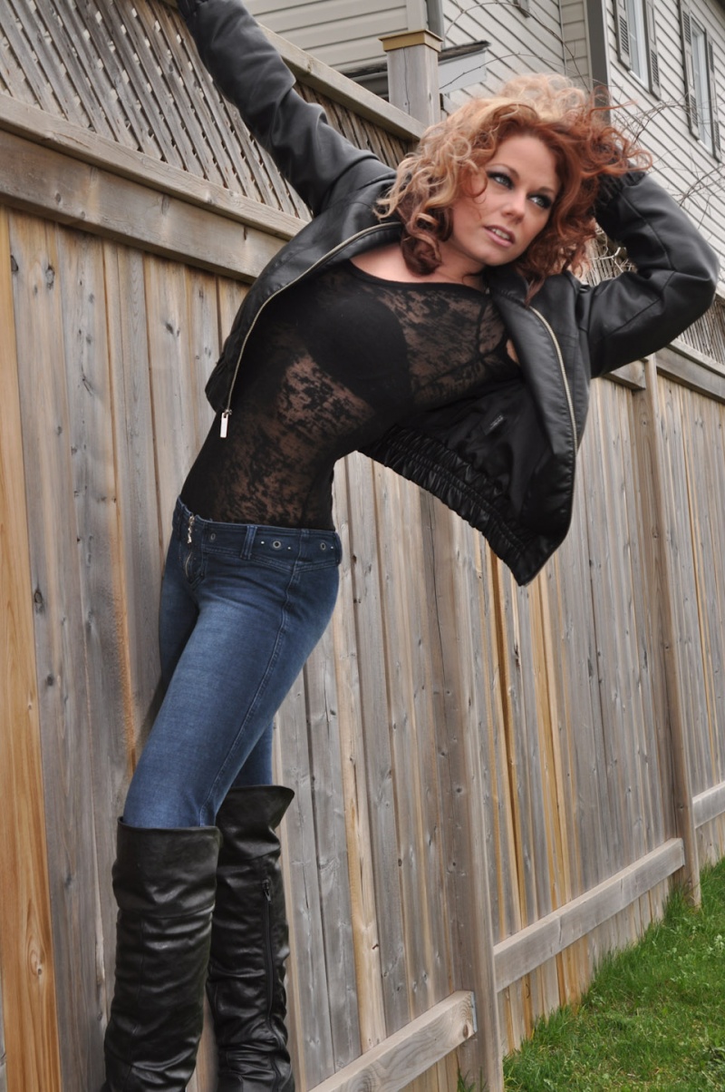 Female model photo shoot of Stephanie McKenzie by B IMAGES in Kitchener