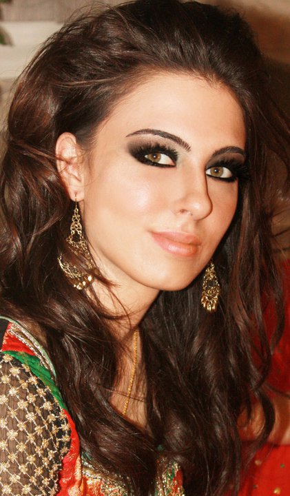 Female model photo shoot of Anam Falak  in Karachi