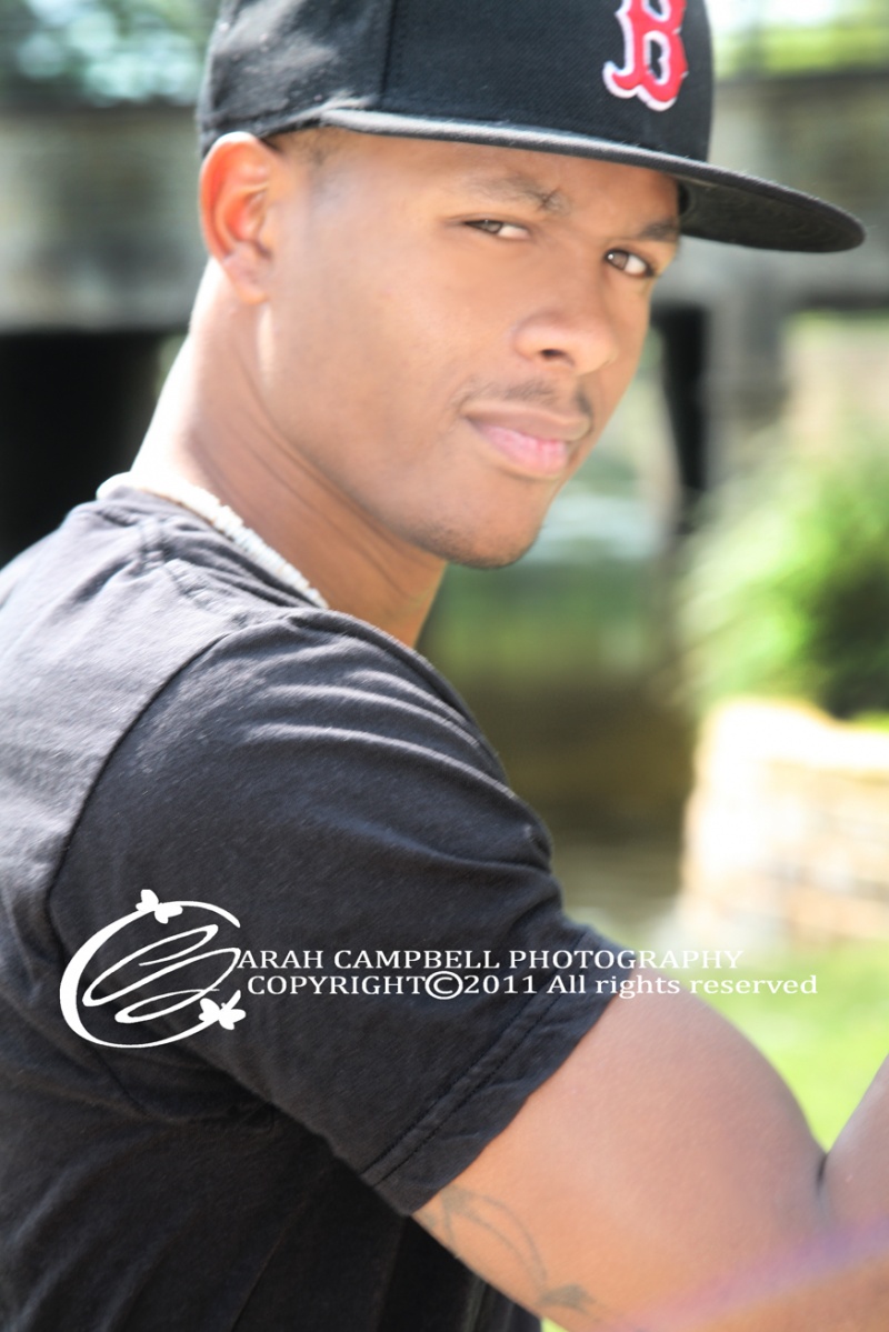 Male model photo shoot of Deyontae Roberson