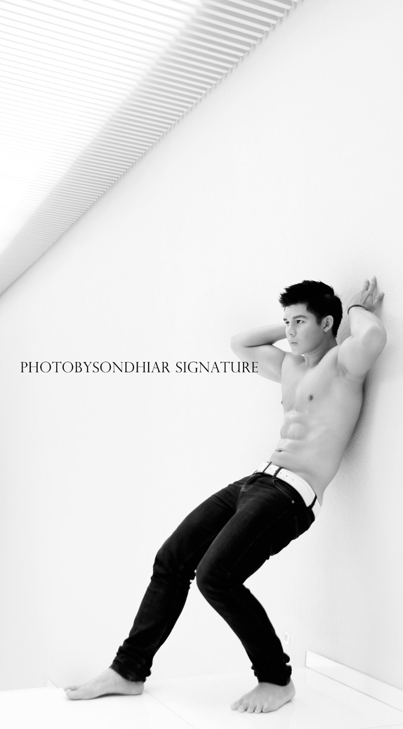 Male model photo shoot of photobysondhiar in bandung