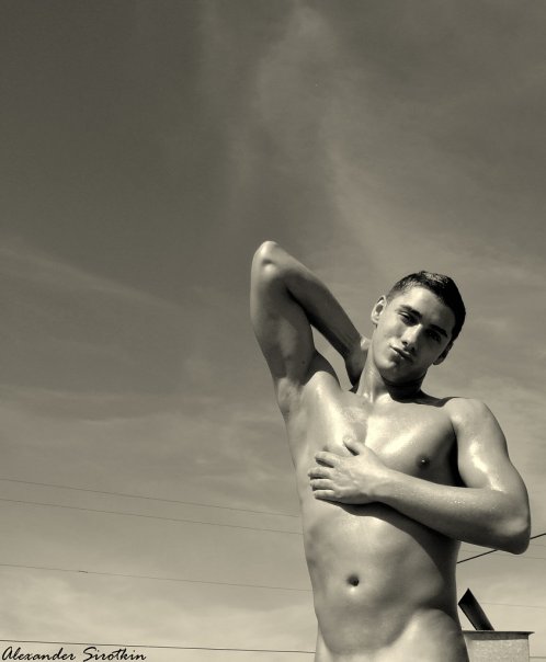 Male model photo shoot of Roman 
