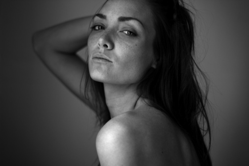 Female model photo shoot of Lea Ruth Anne by Framed by Eduardo