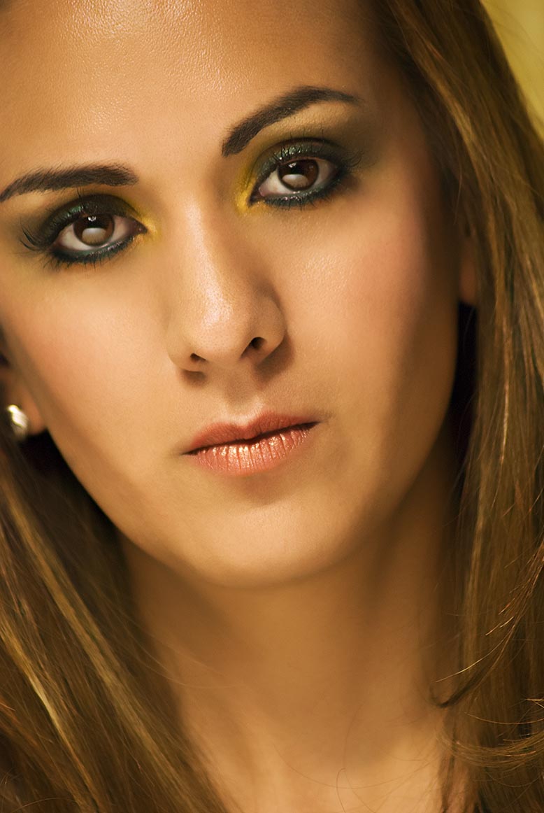 Female model photo shoot of Adriana Marines