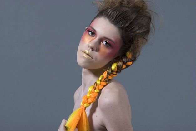 Female model photo shoot of Kwinci Griffith