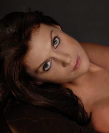 Female model photo shoot of Patty Mc