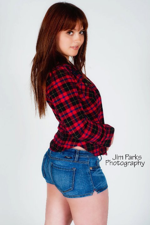 Female model photo shoot of Breanna Stengel