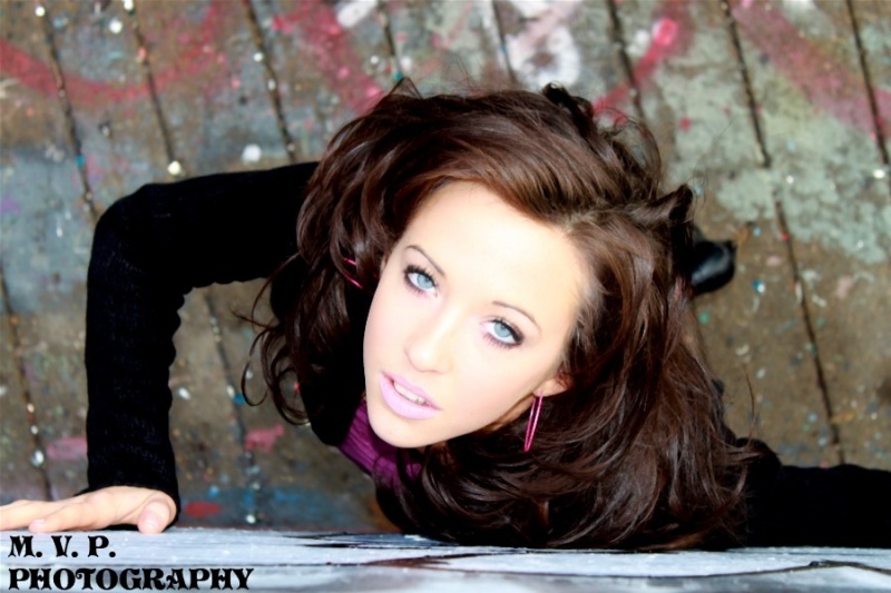 Female model photo shoot of Lizzy Hall by M V P  Photography