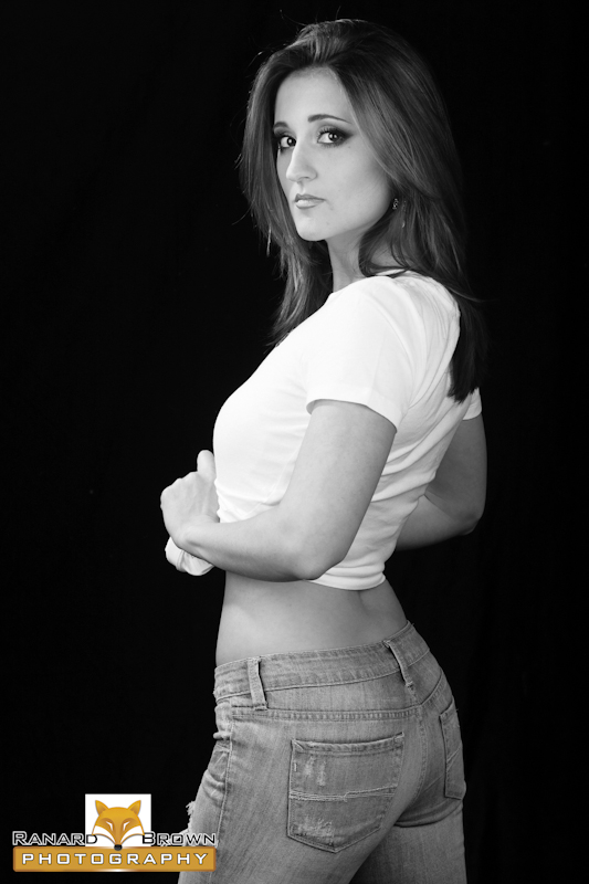 Female model photo shoot of Desirae Walker