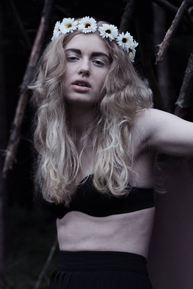 Female model photo shoot of Jessica-Browne Makeup