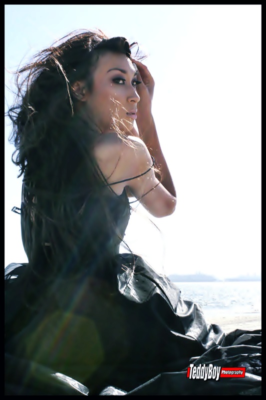 Female model photo shoot of A L ii Z e in Long Beach