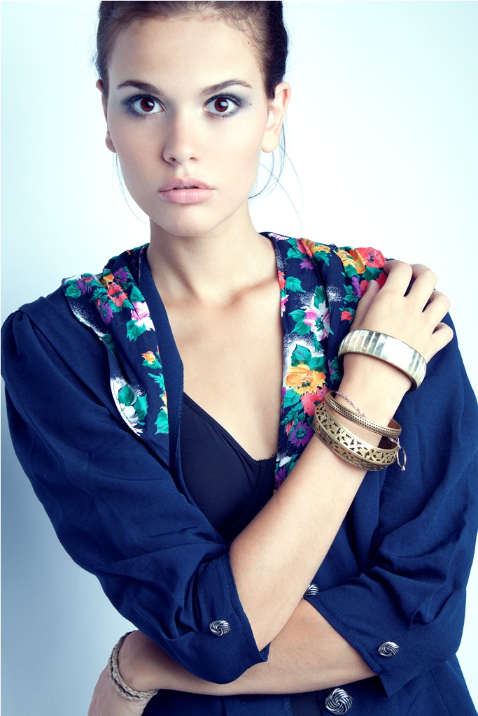 Female model photo shoot of Alina Golenkova
