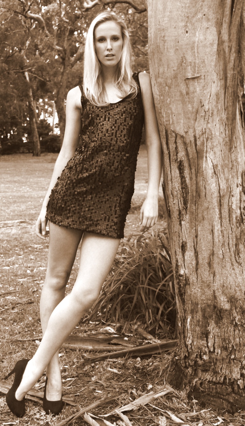 Female model photo shoot of Chanelle Freeland in Gunamatta Park