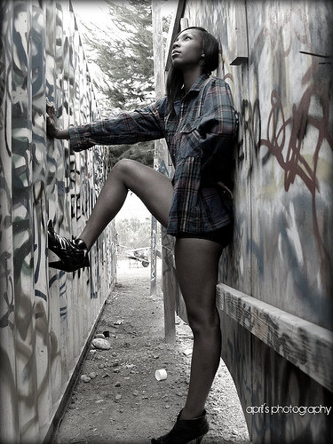 Female model photo shoot of Ambria Blackmon in Graffitti Outlet