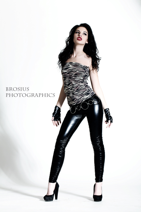 Female model photo shoot of April Gildea by Brosius Photographics