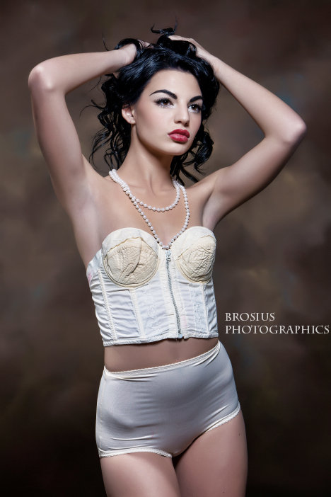Female model photo shoot of April Gildea by Brosius Photographics