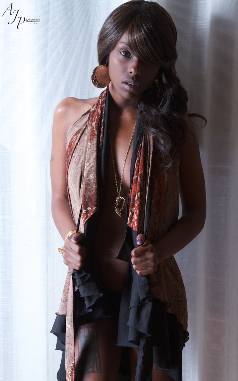 Female model photo shoot of ImaniBrown  