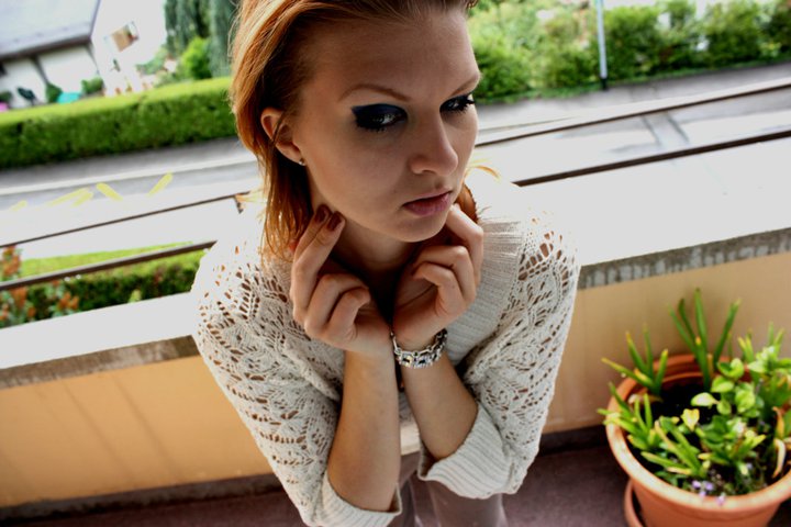 Female model photo shoot of Ludmila Kovalenko