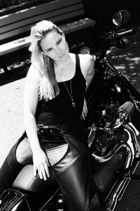 Female model photo shoot of Michelle Symone Bassett in Livermore