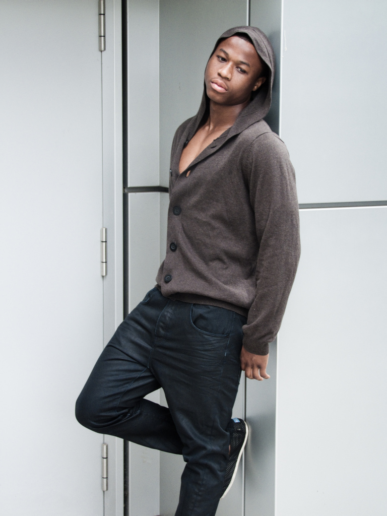 Male model photo shoot of Manu Ebehi by Kraizie Kat in Reading