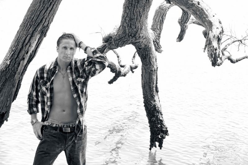Male model photo shoot of Chris Di Esso
