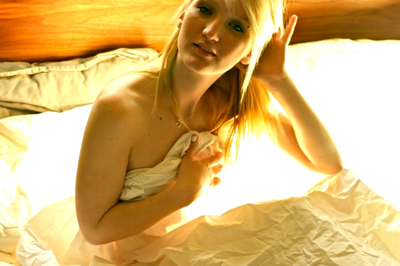 Female model photo shoot of Emma Darling by C Joe Photo
