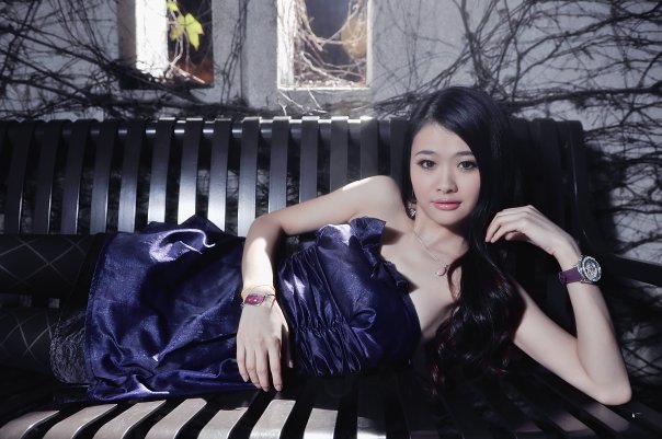 Female model photo shoot of Melody Cheng