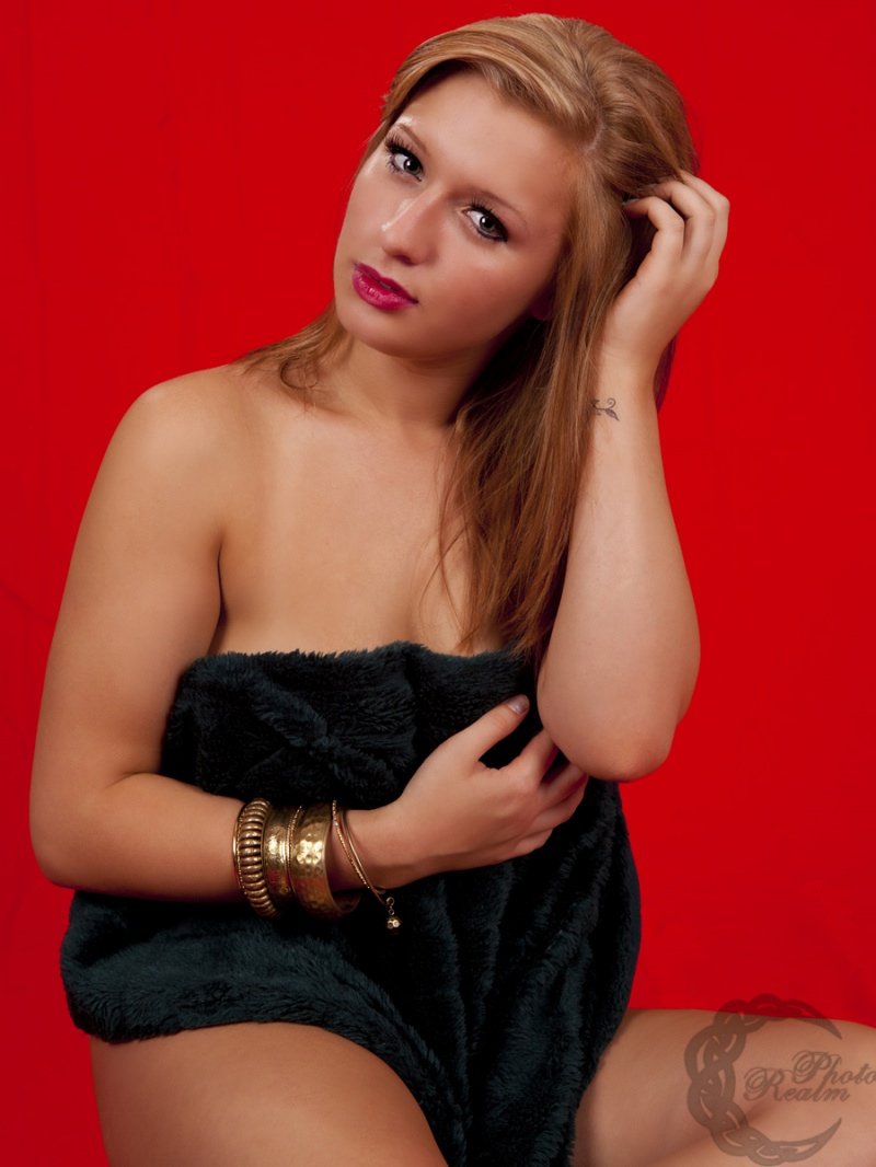 Female model photo shoot of heidisky in Birmingham