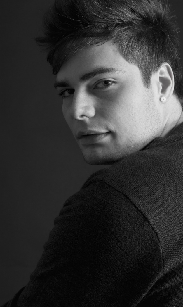 Male model photo shoot of Craig Davenport