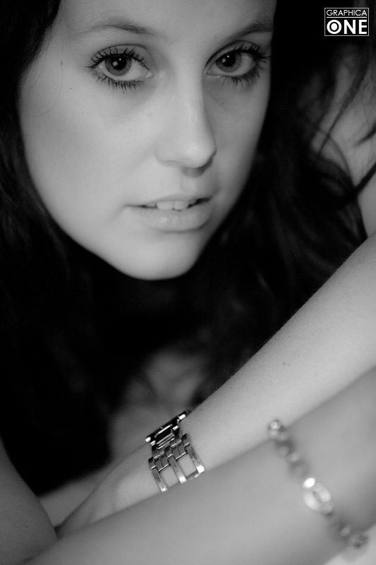 Female model photo shoot of Rachelle Lynch by Robin_B