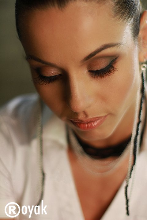 Female model photo shoot of Jazmin Strobelt