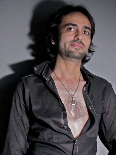 Male model photo shoot of Muhammad Suhail