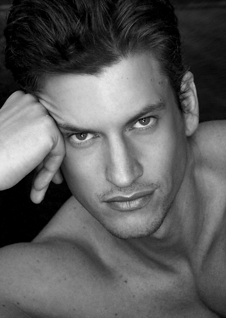 Male model photo shoot of Ryan Jacob Weber