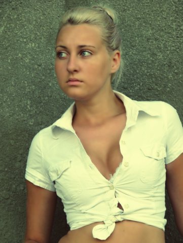 Female model photo shoot of Karina Sokurenko