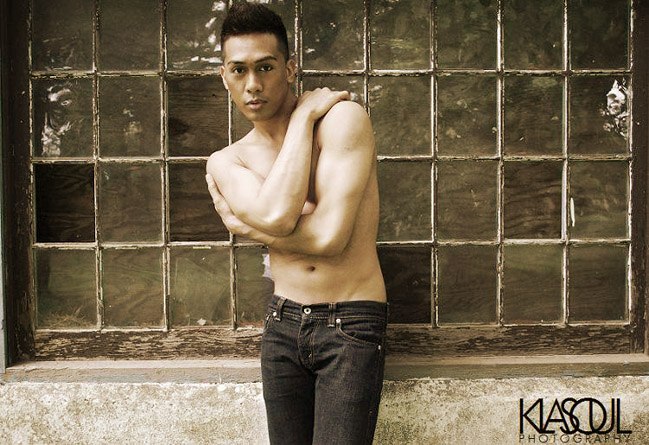 Male model photo shoot of KOI