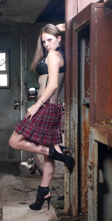 Female model photo shoot of Katy Katastrophic by PTDMedia