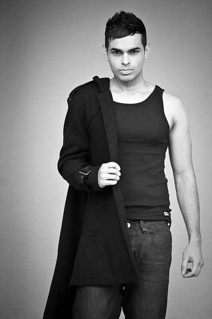 Male model photo shoot of MMLite by David Diep