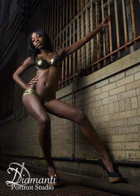 Female model photo shoot of Starry Slimmqoody by Charles Antonio