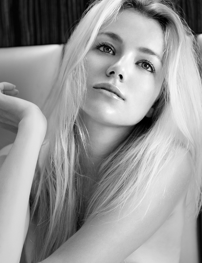 Female model photo shoot of Georgina R-C