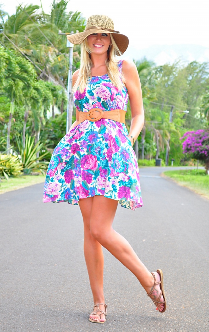 Female model photo shoot of KristenLF by jendrift in Waialua, Oahu
